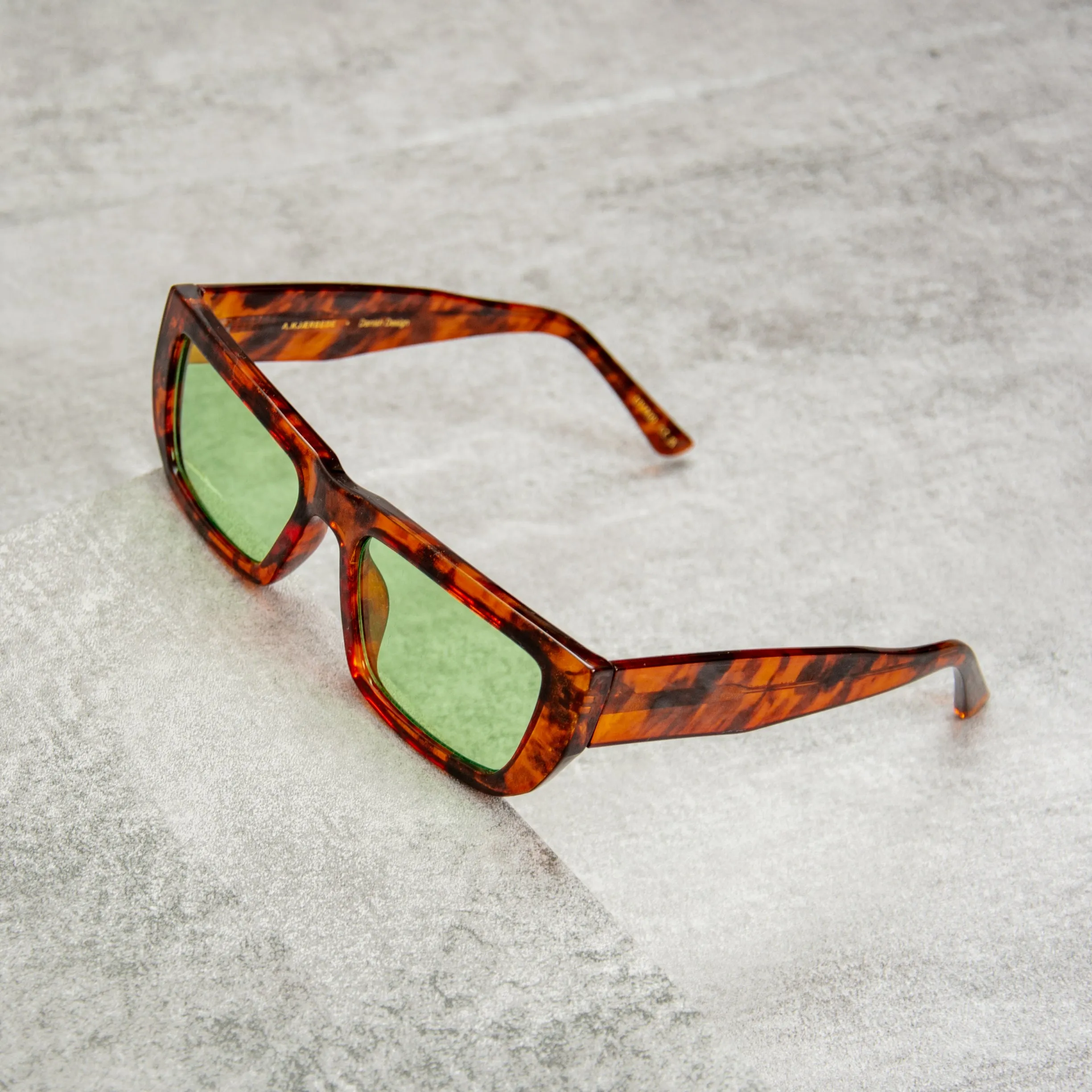 A Kjaerbede Fame KL2206-004 Sunglasses - Havana