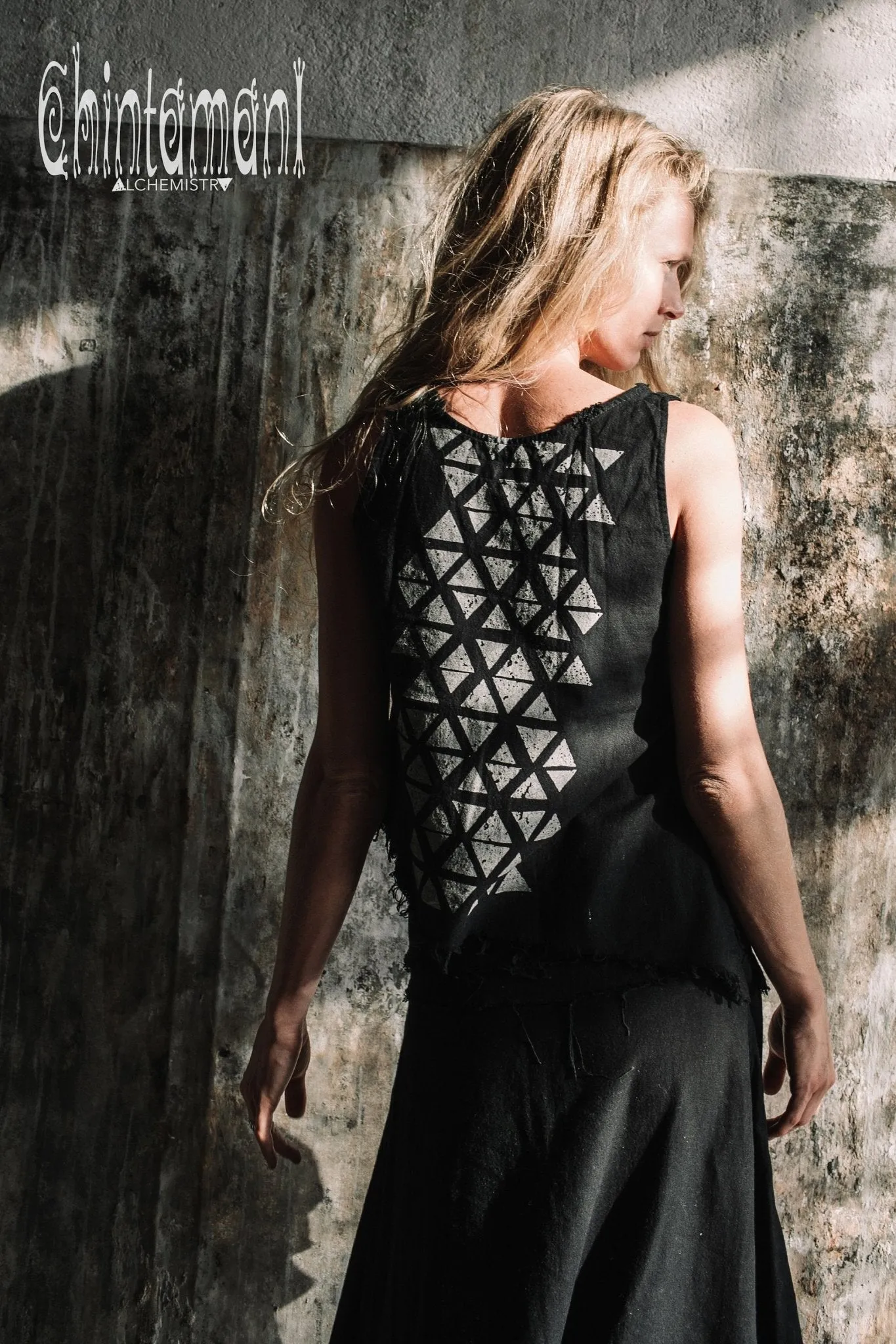 Asymmetric Raw Cotton Skirt with Navajo Pattern Stitches / Atua Tino / Black