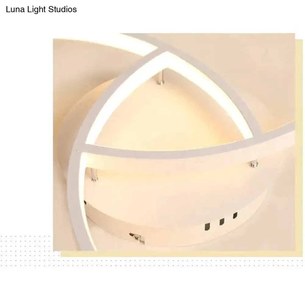 Nordic-Inspired LED Ceiling Lamp - Illuminate Your Living Room or Bedroom with Elegance and Style