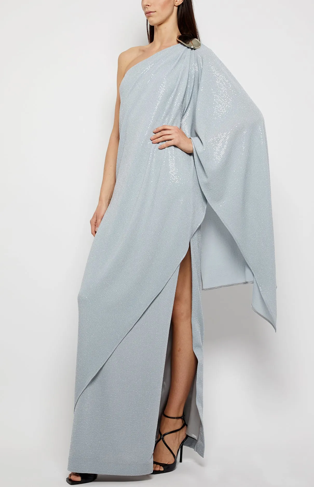 SARI GOWN
