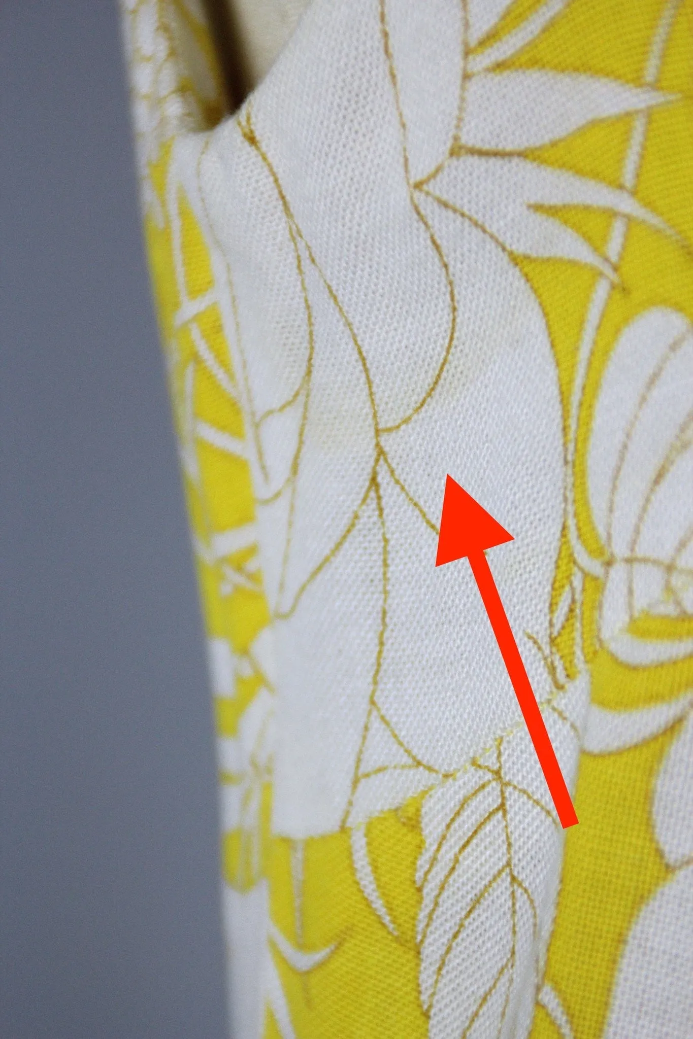 Vintage 1960s Shift Dress / Yellow Floral Print